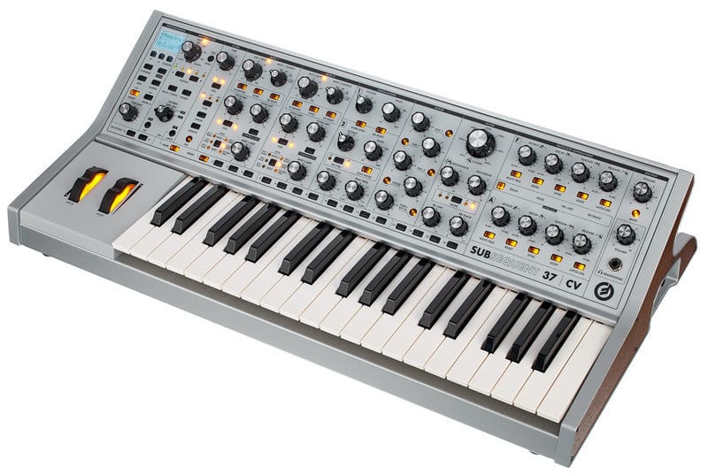 Moog Subsequent 37 CV