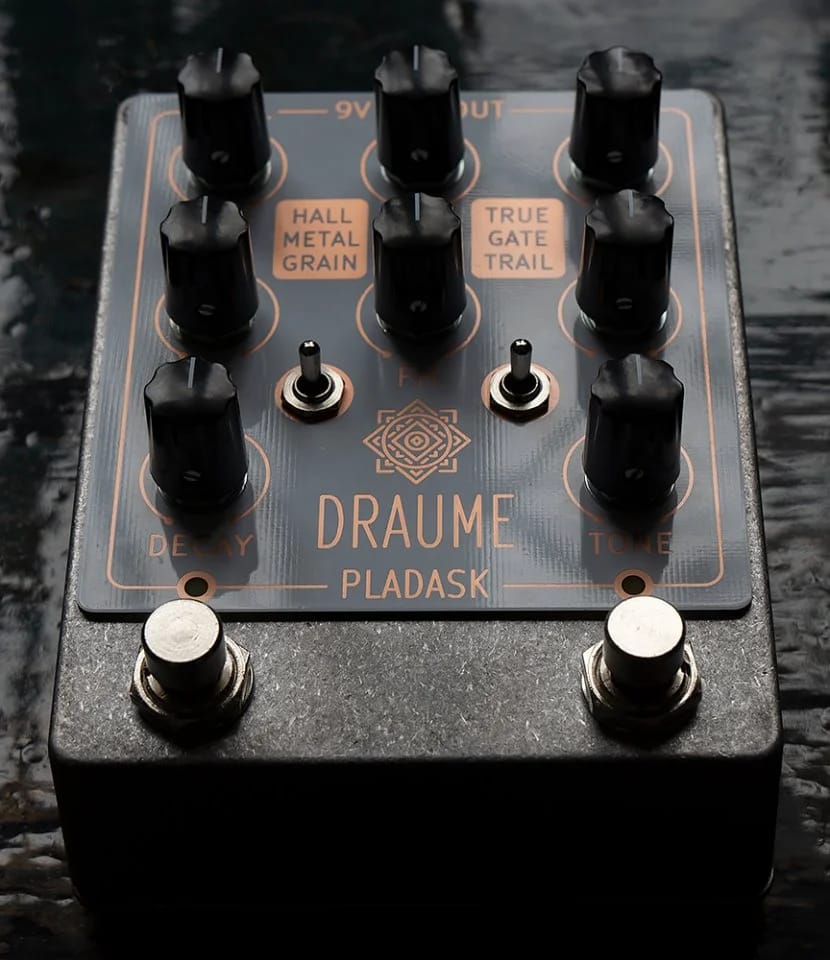 Pladask Elektrisk Draume V2