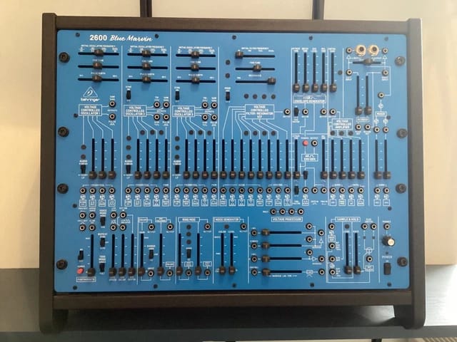 Behringer 2600 Blue Marvin (×2)